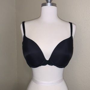 VICTORIA’S SECRET DREAM ANGELS BLACK PUSH UP BRA